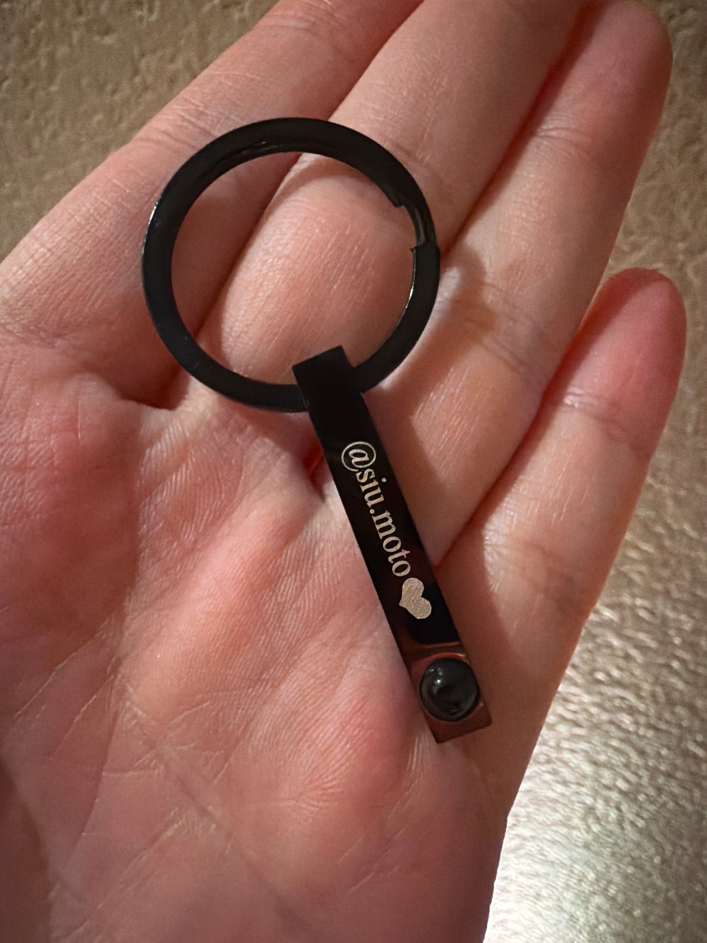 Siu.moto photo keychain